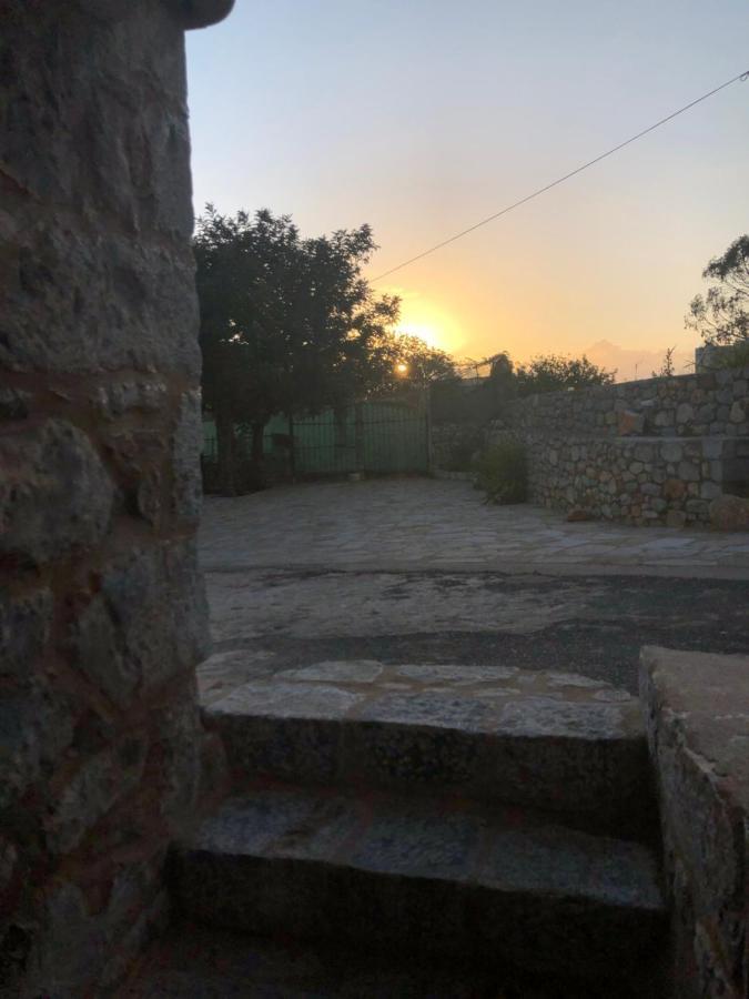 Kamares Cave House 3 Apartment Álika Екстериор снимка
